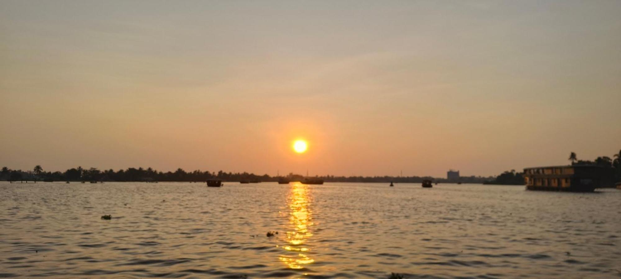Peace And Love Stay Alappuzha Exterior foto
